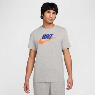 Camiseta Nike Sportswear Club+ Masculina