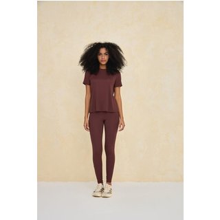 Tshirt Estampa Carlota Costa Marrom