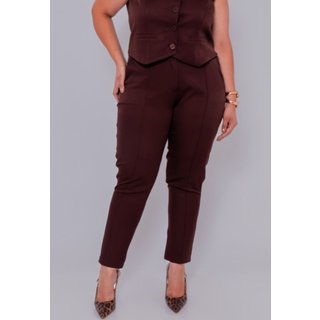 Calça Plus Size Alfaiataria Elegante com Vinco Marrom