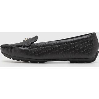 Mocassim Feminino Modare Texturizado com detalhe metalizado Preta