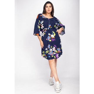Vestido Curto CabanaFree Caaxixá Viscose com Cordão na Cintura Estampa Festa das Flores Azul