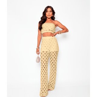 Conjunto Kit Três Peças Cherry Line Top Faixa Cropped Calça Vazada Short Tricot Croche Amarelo