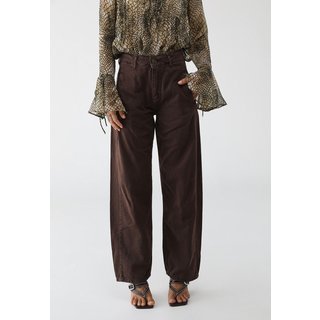 Calça Feminina Sawary Reta Marrom Escuro