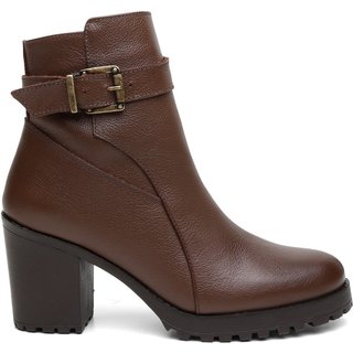 Bota Feminina Burke Coturno Cano Médio Tratorada Salto Médio Fivela Zíper Moda Blogueira Confortável
