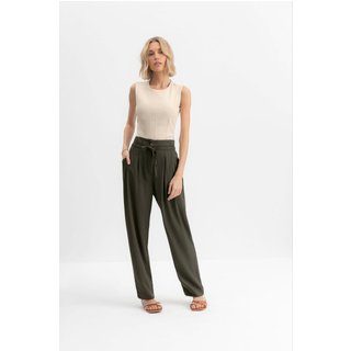 Blusa feminina alfaiataria Essendi Off-white