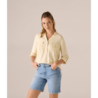 Blusa Makenji Com Martingale Bolsos Com Lapela Feminina Amarelo Claro