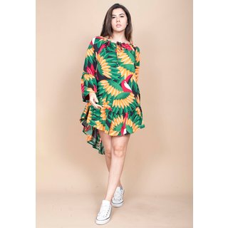 Vestido Curto Cabanafree Viscose Com Babados Estampa Festa dos Tucanos