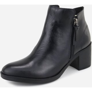 Bota em Couro Fashion Maria Paula Cano Curto Preta