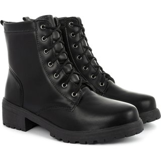 Coturno Feminino Bota Tratorada Salto Baixo Confortável Preto