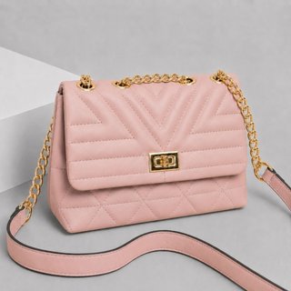 Bolsa Feminina Bordada Transversal Matelassê Alça De Corrente Rosa