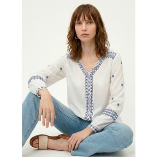 Blusa Branca Bordada em Azul Gola V Viscose Manga Longa Sob Branco