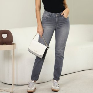 Calça Jeans Reta Barra Normal Feminino Revanche Togliatti