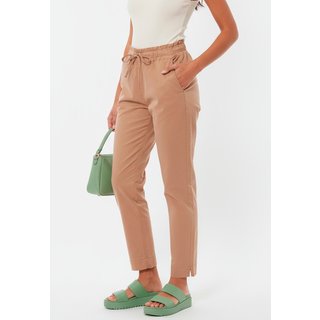 Calça Sarja Feminina Cintura Alta com Elastano e Amarração Conforto e Estilo Casual Cáqui
