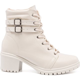 Coturno Feminino Stessy Shoes Bota Cano Curto Salto Baixo Dupla Fivela Off White