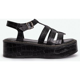 Flatform Ariella Preto Suzana Santos