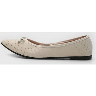 Sapatilha Moleca Conforto Off-White