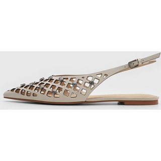 Sapatilha Feminina Capodarte Apliques Florais Vazado Off-White