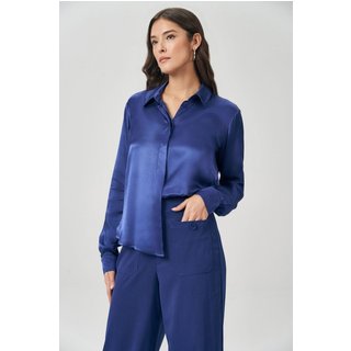 Camisa Acetinada Fluída Feminina Acostamento