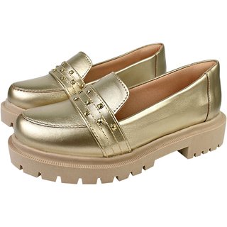 Sapato Feminino Mocassim Tratorado CM Calçados Enfeite Spike Tachas Aplicações Ouro Light