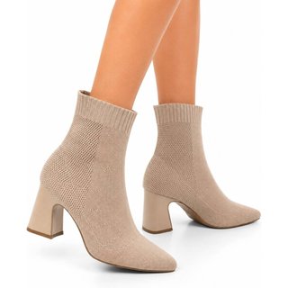 Bota Feminina Knit Meia Cano Curto Bico Fino Flor da Pele 184000 Nude