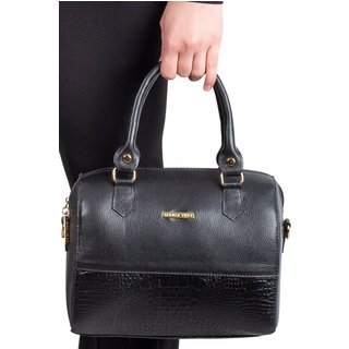Bolsa Andrea Vinci Baú De Mão Em Couro Liso Sthefani - Preta