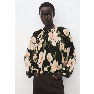 Camisa Feminina Mango Fundo Floral Preta
