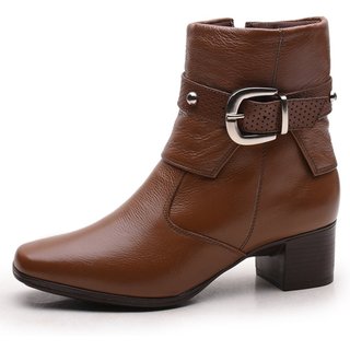 Bota Feminina Em Couro Com Zíper Confortável Caramelo