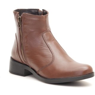 Bota Feminina Couro Cano Curto Bico Redondo Casual Dia a Dia Marrom Claro 34 Marrom