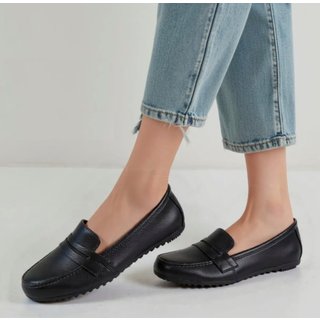 Sapato Mocassim Feminino Casual em Couro Preto Confortável