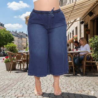 Calça Feminina Plus Size Pantacourt Jeans Claro