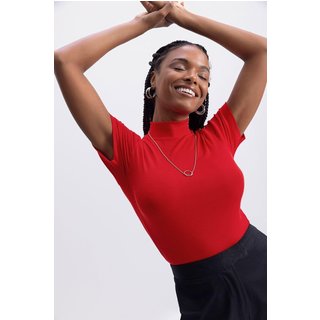 Blusa feminina canelada em viscose Essendi Vermelho