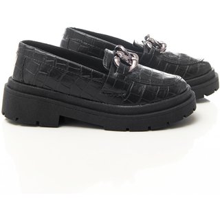 Sapato Mocassim Feminino Lidiane Com Corrente Oxford Tratorado Preto Croco
