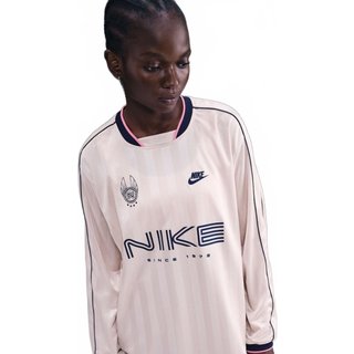 Camisa Nike Sportswear Manga Longa Feminina