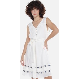 Vestido Off-White Gola V com Barra Bordada Azul Forrado Sob