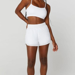 Shorts Alto Giro Sobreposto Eterno Abertura Lateral Branco Branco