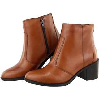 Bota em Couro Cano Curto Lisa Maria Paula Conforto Rusty