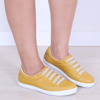 Tênis Feminino em Couro Legítimo Amarelo