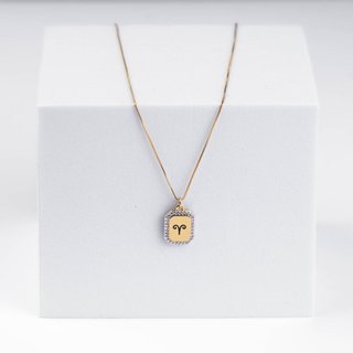 Infantil - Colar com Pingente Medalhinha Signo Áries Cravejado Semijoia Banhado a Ouro Ania Store
