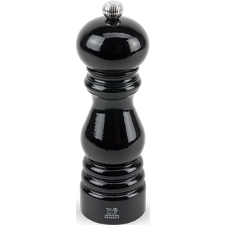 The Paris range of salt and pepper mills symbolises refined simplicity in both style and function. This 18cm salt mill, with its sublime black lacquer finish, brings chic sophistication to the table and polished precision to your experience of taste. Paris