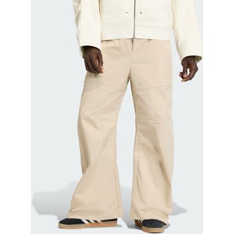 Calças Largas Premium Essentials Homem adidas