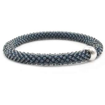 Sakiba Armband Connected