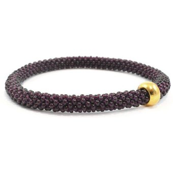 Sakiba Armband Connected