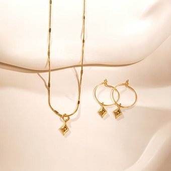 ELEKTROPULLI Superfeine zeitlose Kette 1mm schmal mit mini Ornament Anhänger, Set mit Ohrringen