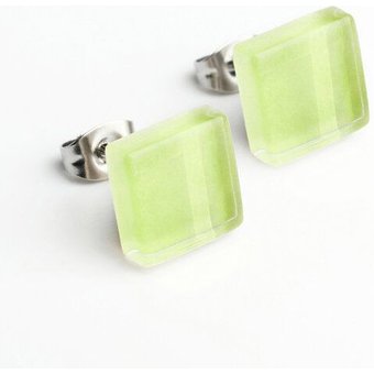 ALEXASCHA Minimalistische Ohrstecker, klein, aus Glas | PUREFORM
