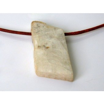 OneWorldMinerals Mondstein Schmuckanhänger, mit Blauschimmer - handgeschliffen, Unikat