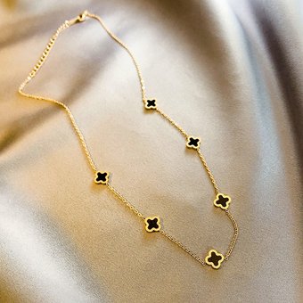 Designer Style Sen Series Four Leaf Grass Necklace Women's Flower Collar Chain Fashion Temperament Jewelry Versatile Accessories