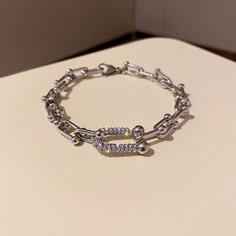 Designer's Creative Micro Inlaid Diamond U-shaped Hook Horseshoe Thick Bracelet Women's Men's Bamboo Joint Titanium Steel Bracelet