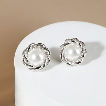 Earrings Sterling Silver Pearl Sunflower Earrings Niche Minimalist Versatile Retro Elegant Jewelry Korean Women's High-end