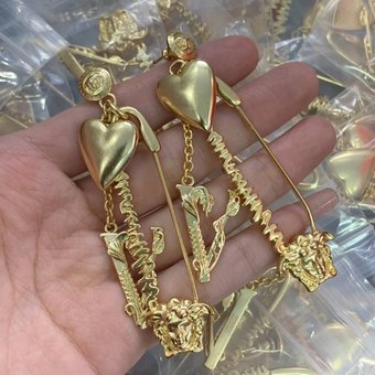 Earrings Female Temperament Online Celebrity Earrings Earrings Niche High Sense Of Hong Kong Style Jewelry Women.