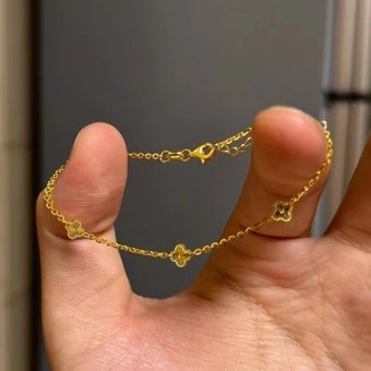Gold Colored Four Leaf Clover Three Wer Bracelet Is Exquisite Small, Light , Niche Temperament, Personality, Versatile